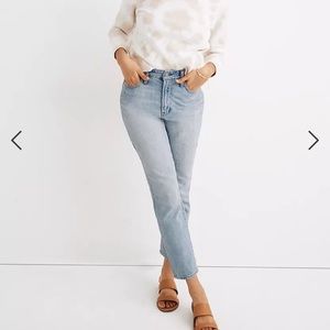 - Madewell The PetiteCurvyPerfect Vintage Jean K7528